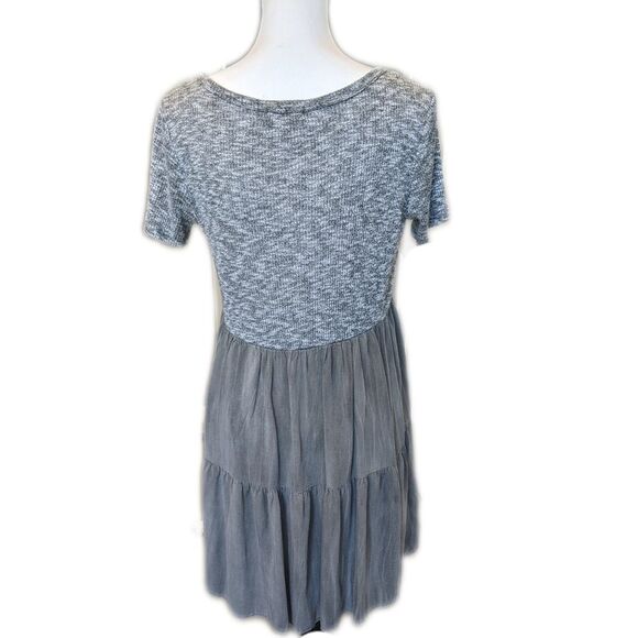 Altar'd State mixed media, heather gray top/gray skirt, short sleeves, size S - Picture 3 of 5